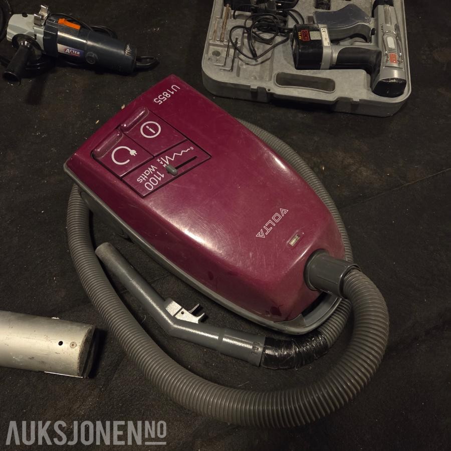 Stihl Støvsuger, Makita Batterilader, Bosch Borhammer, Byggestrøm, Stige